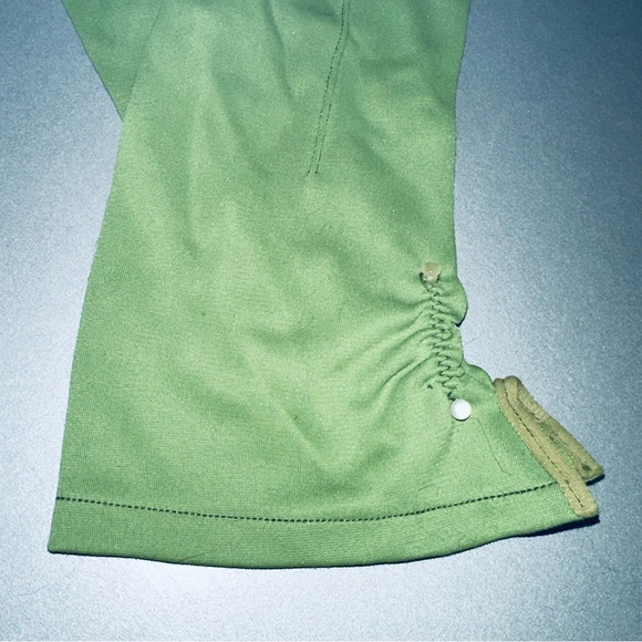 Vintage Olive Green Paris Gloves 1950’s - Picture 4 of 5